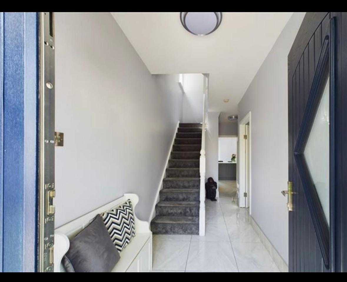 Deluxe Dwelling - 15 Mins From Cork City/Airport Apartment Exterior foto
